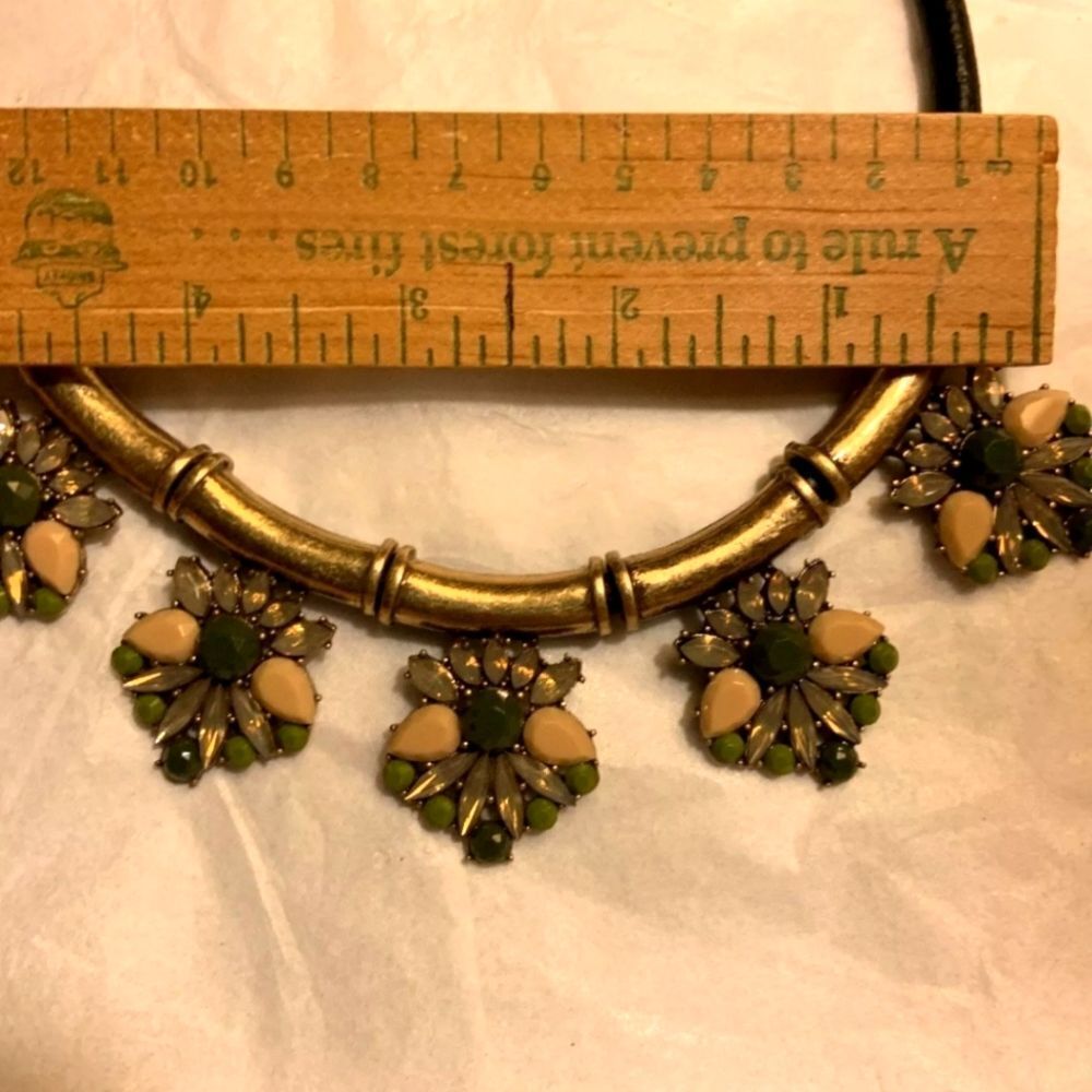LOFT Matte Gold Cut Crystals Bib Necklace Leather Chain - Picture 5 of 5